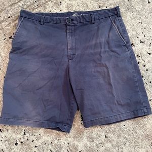 IZOD Saltwater Men’s Navy Blue Chino Shorts 36